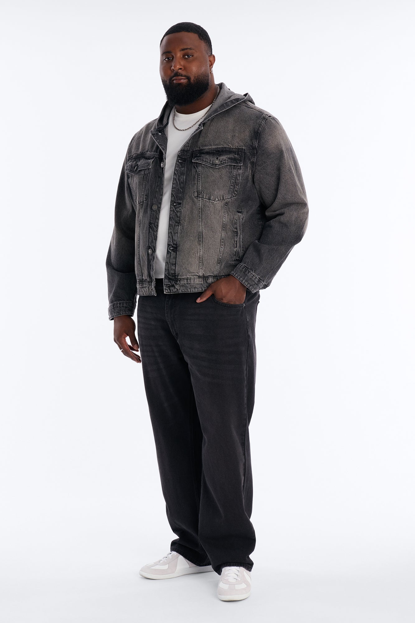 Shrunken Off Duty Denim Trucker Jacket - Black Wash