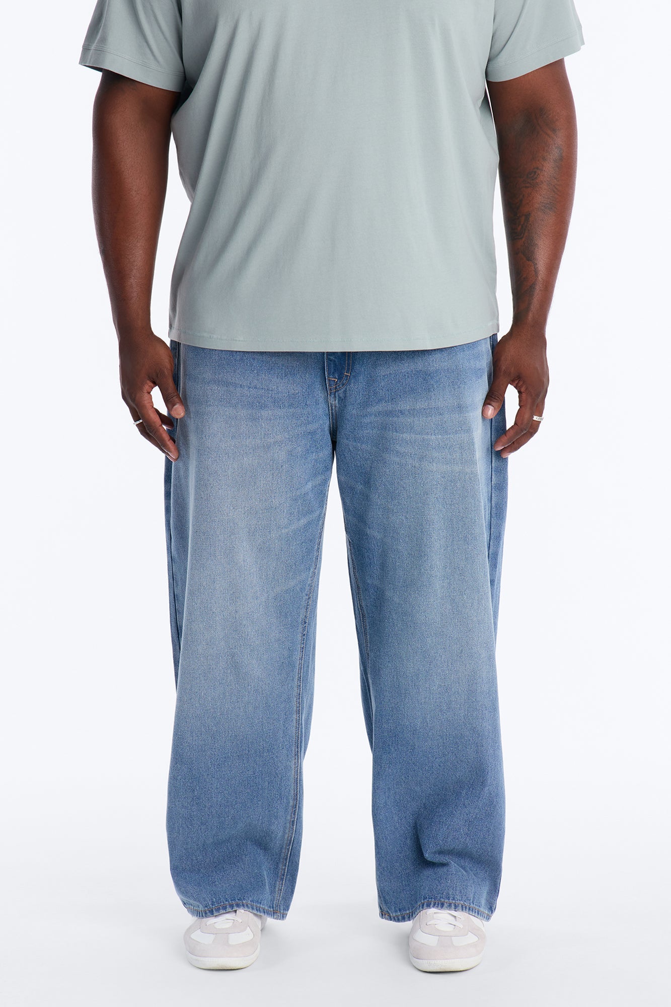 Essential Baggy Rigid Jean - Medium Blue Wash