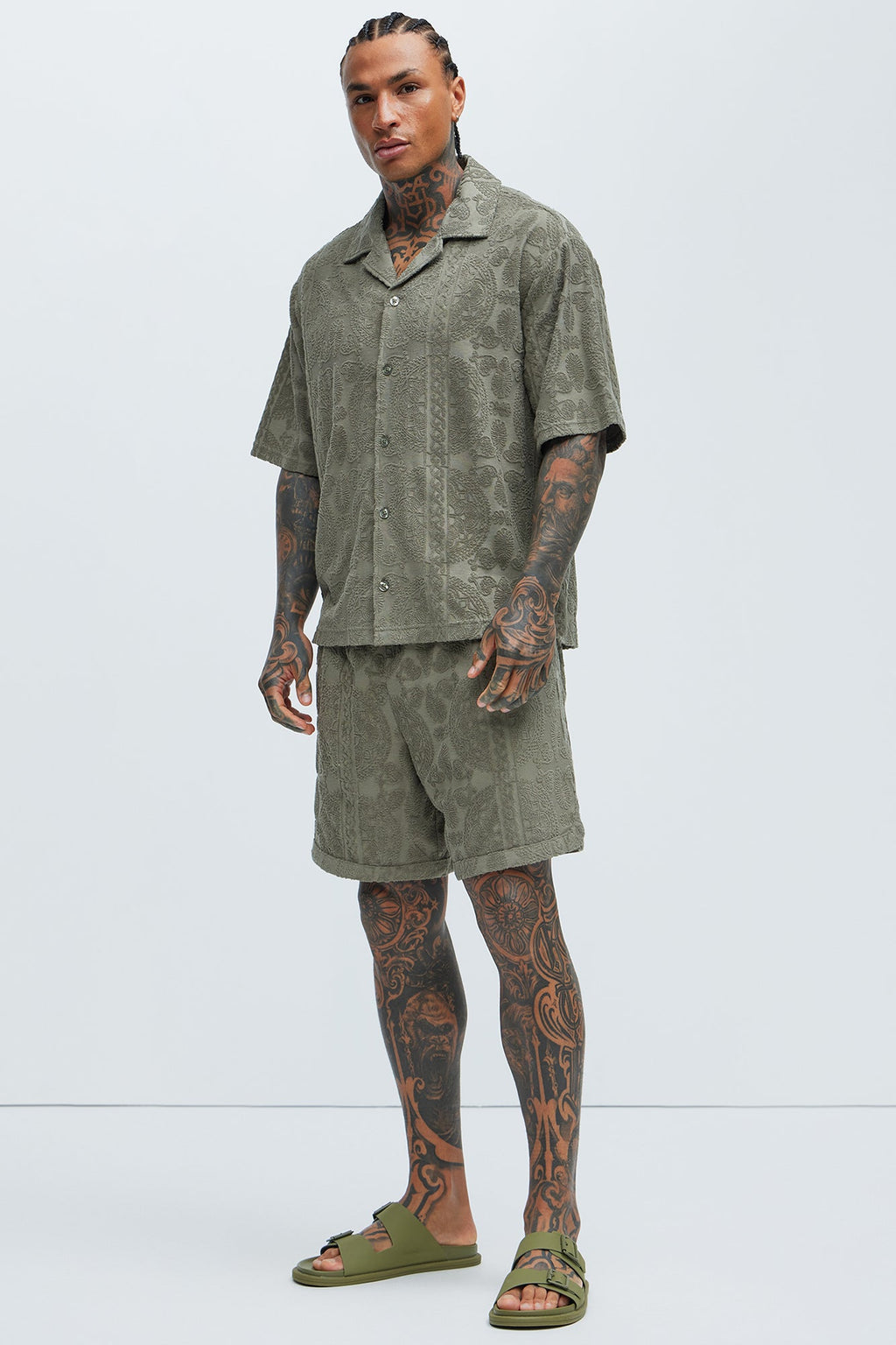 Link Textured Shorts - Olive