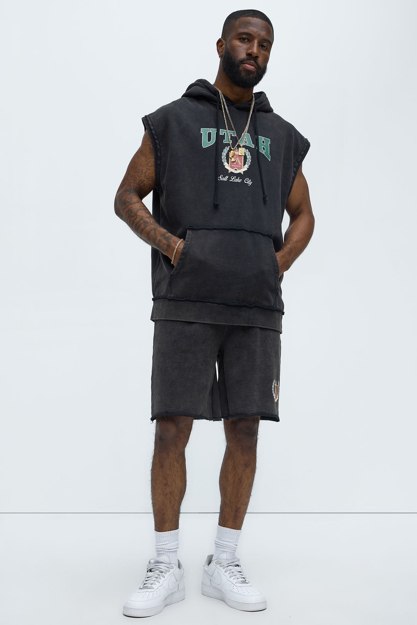 Utah Sleeveless Hoodie - Black