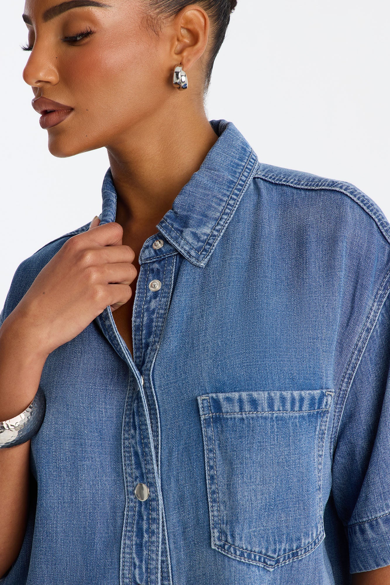 Elevated Casual Oversized Denim Shirt - Medium Wash