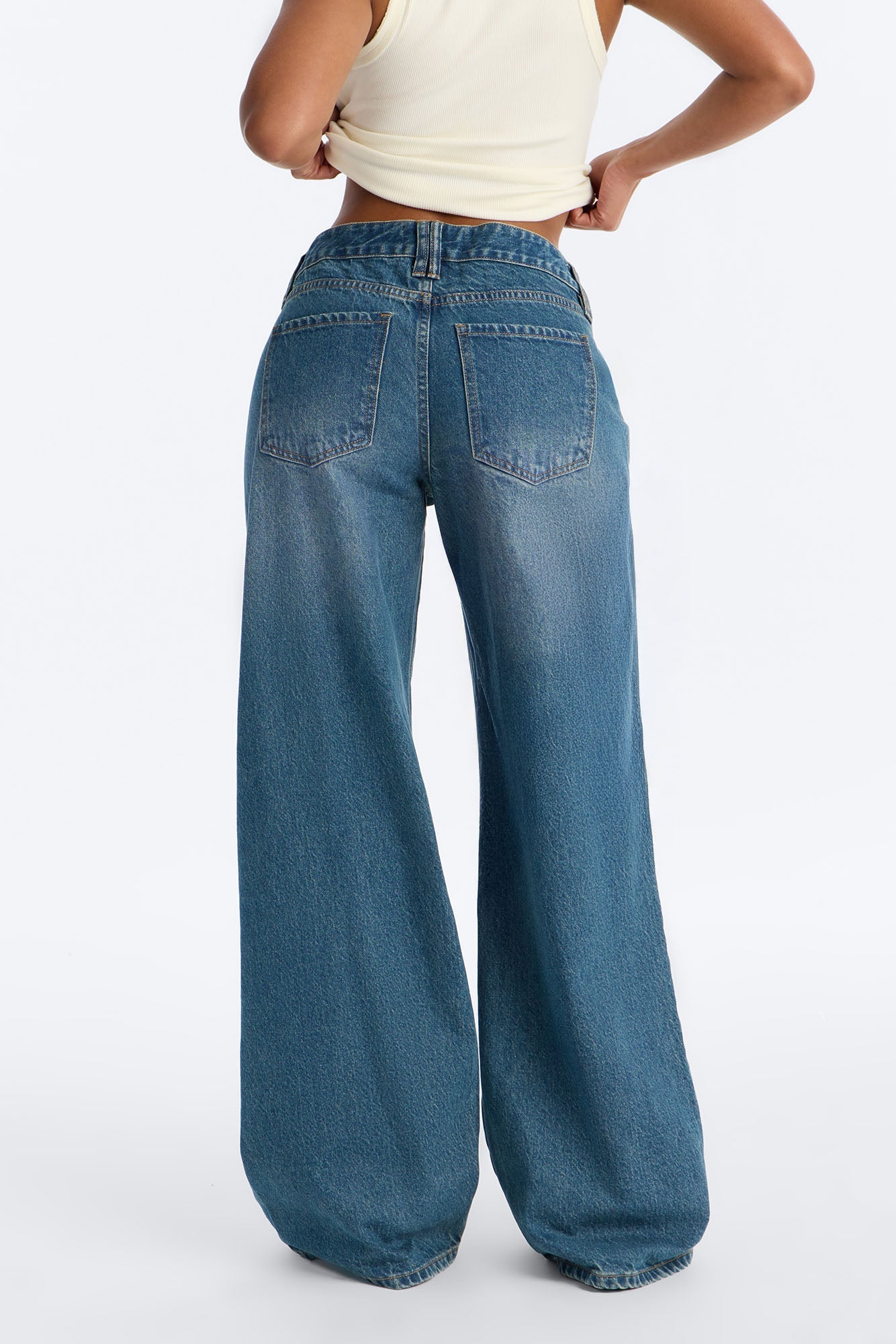Missed Connection Low Rise Jeans - Vintage Wash