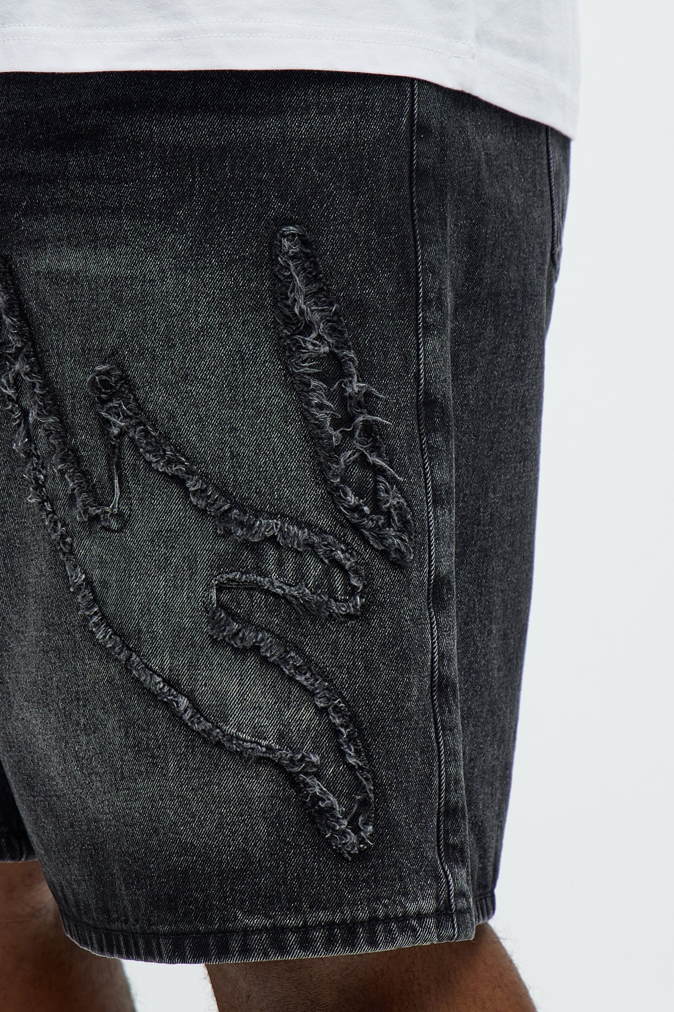 Relaxed Rugged Fray Denim Shorts - Black Wash