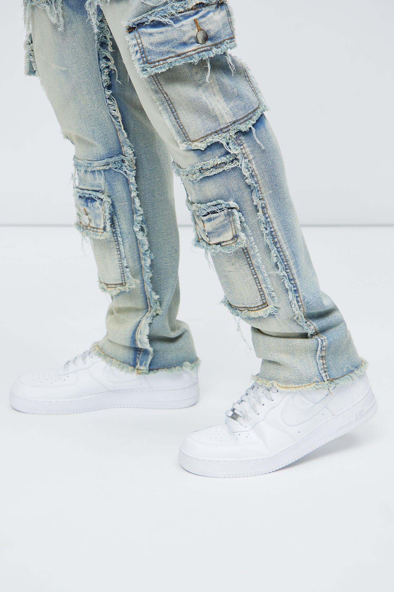 One Way Cargo Frayed Straight Jeans - Medium Wash