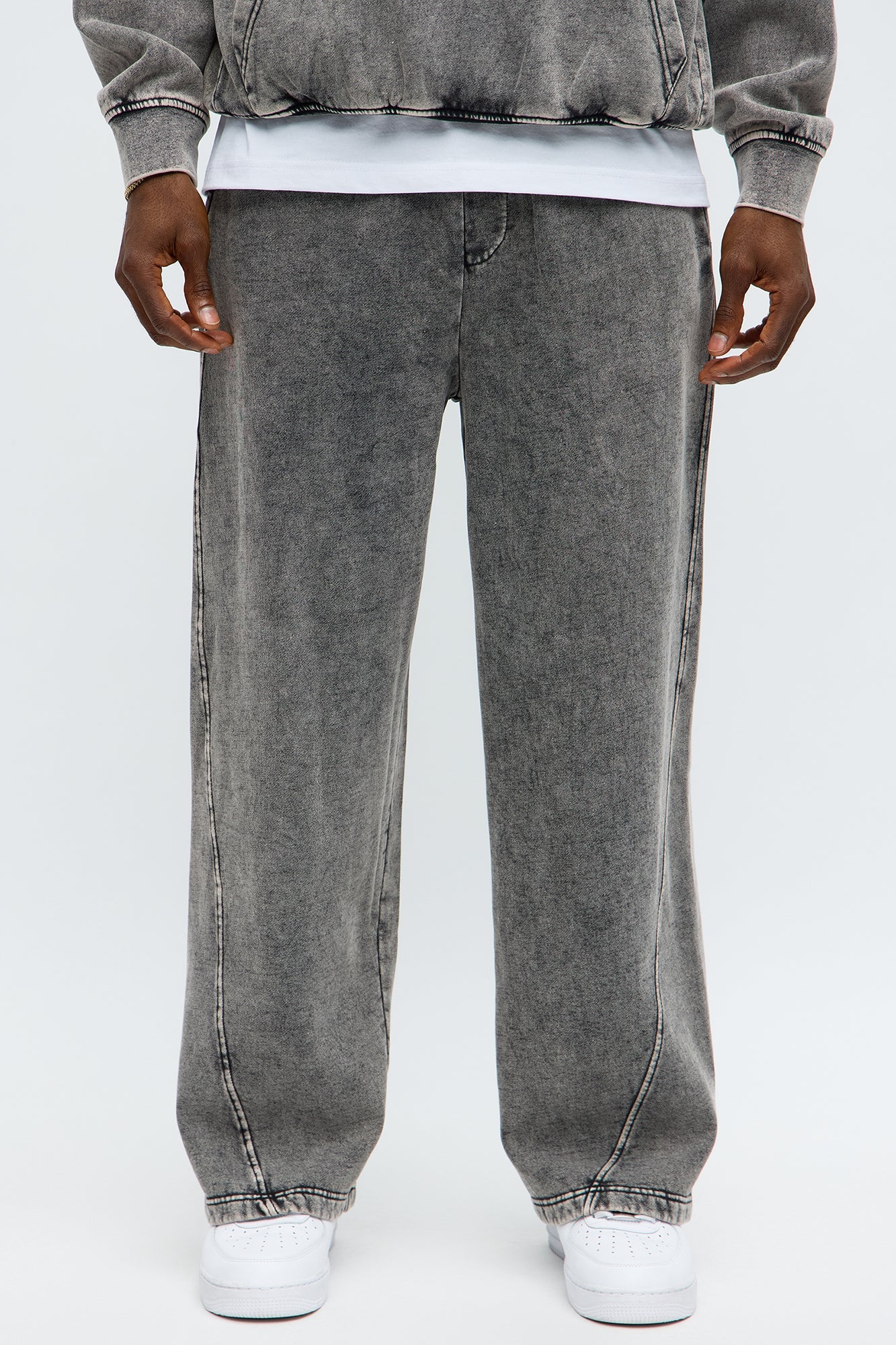 Can't Fade Me Sweatpant - Grey