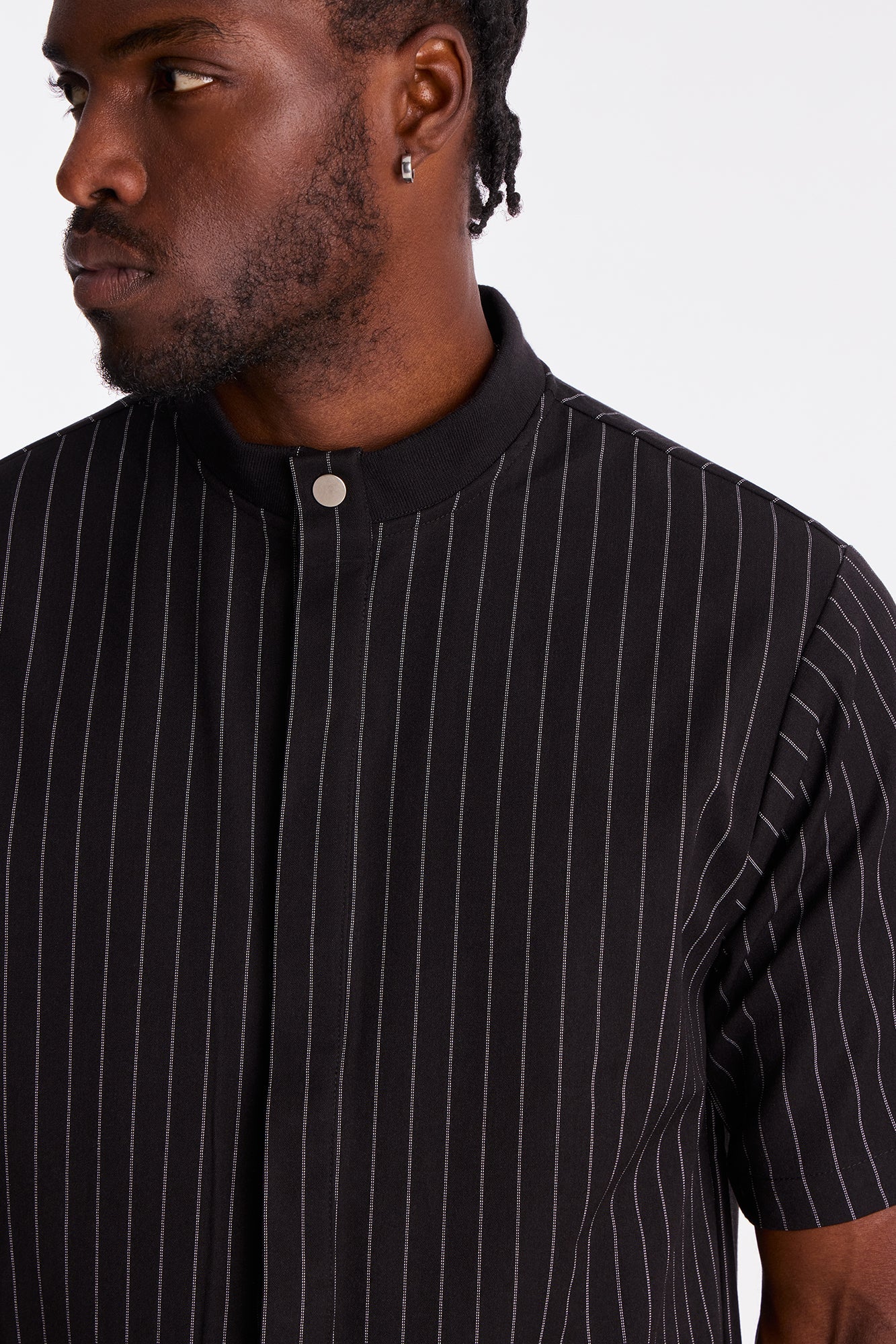 Straight Striped Mandarin Short Sleeve Shirt - Black