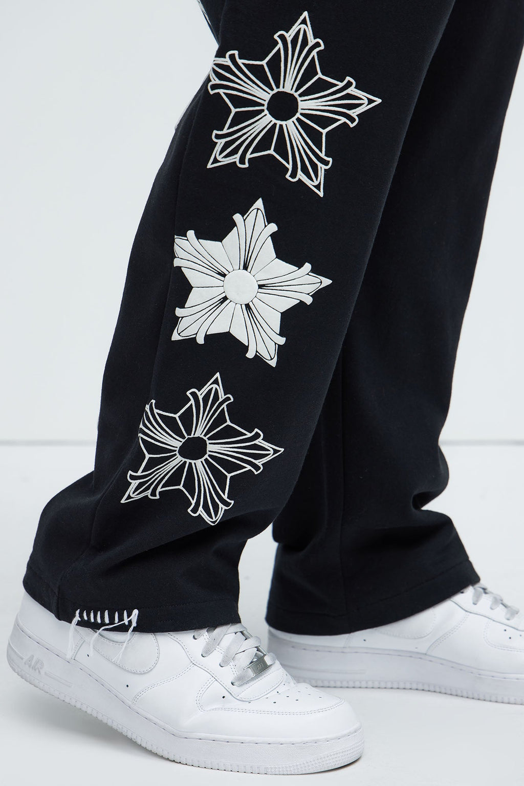 Stars Align Jogger - Black