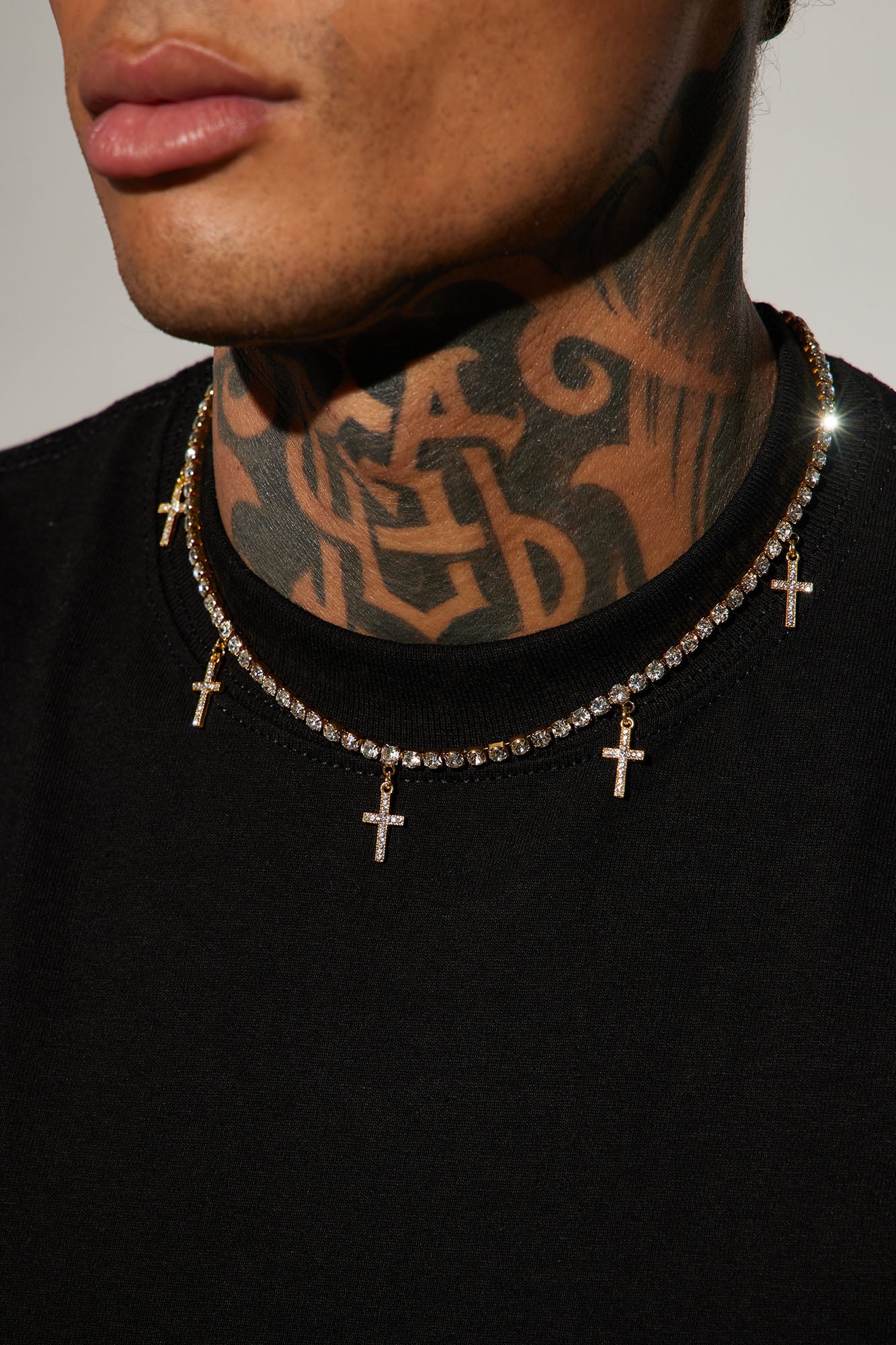 Be Crossed Iced Tennis Chain Necklace - Gold