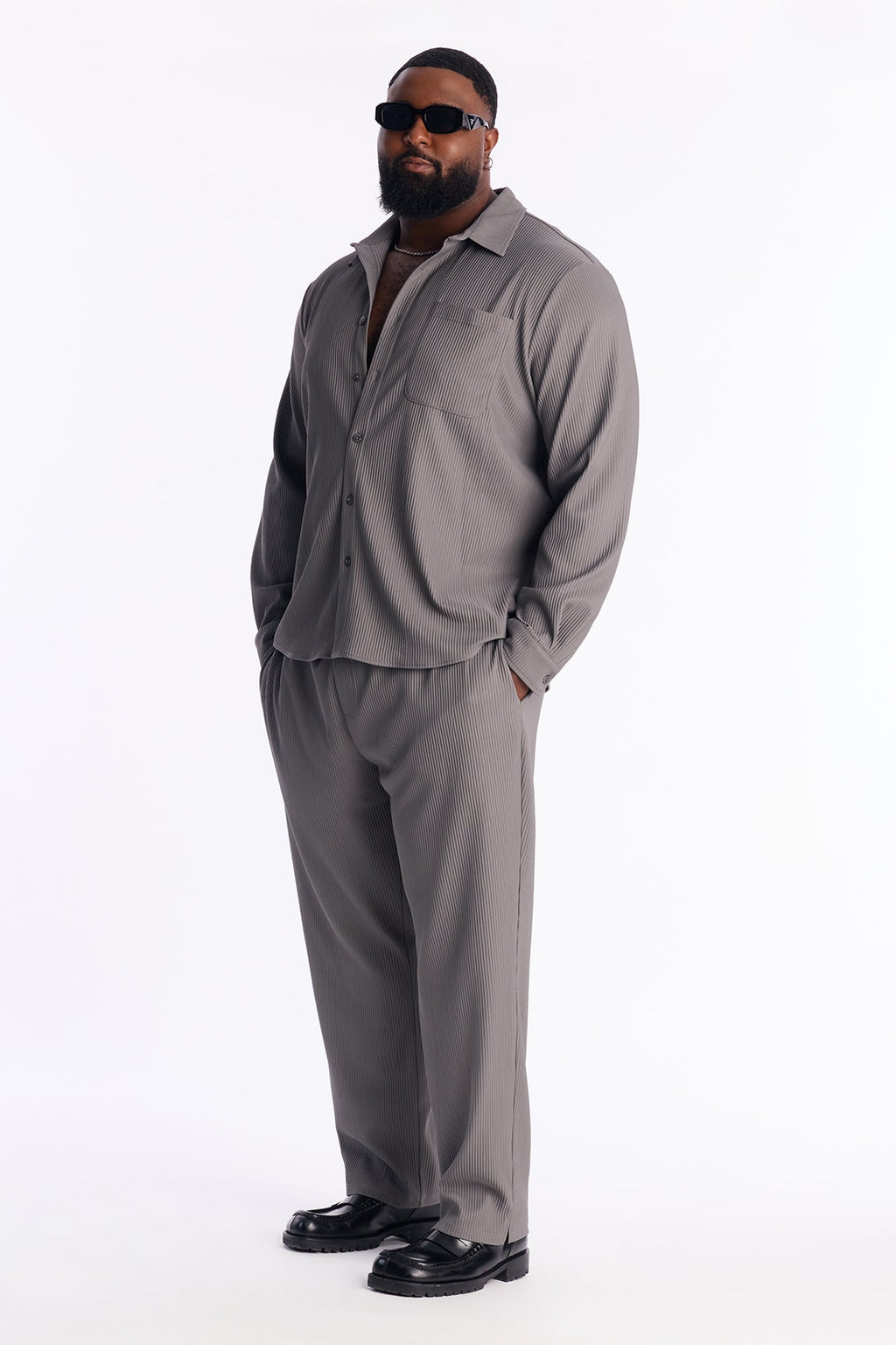 Show Up Slim Slit Pants - Dark Grey