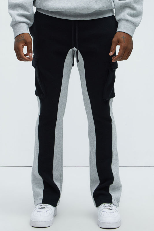 Tyson Flared Cargo Sweatpants - Black