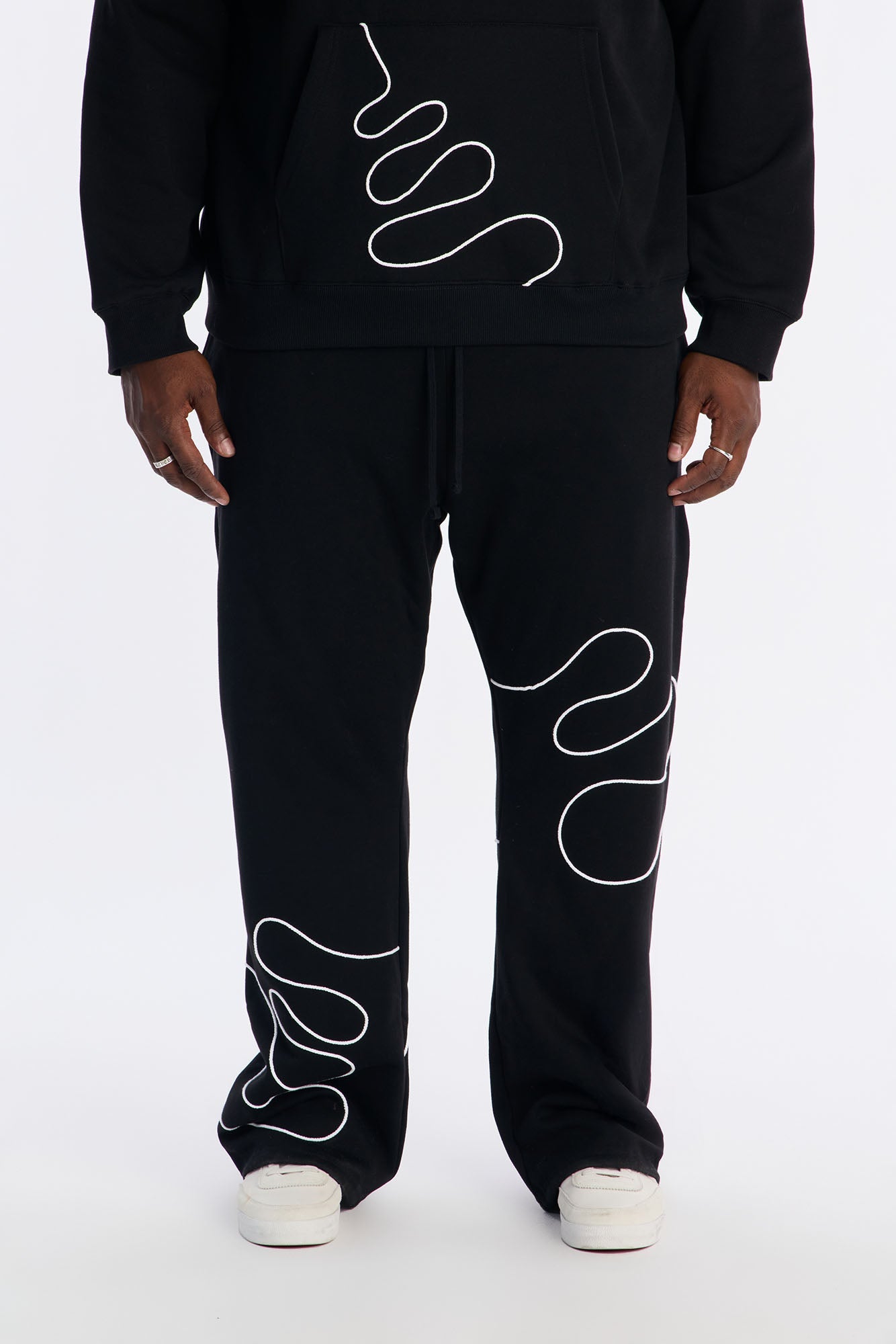 Lasso Slim Flare Sweatpants - Black