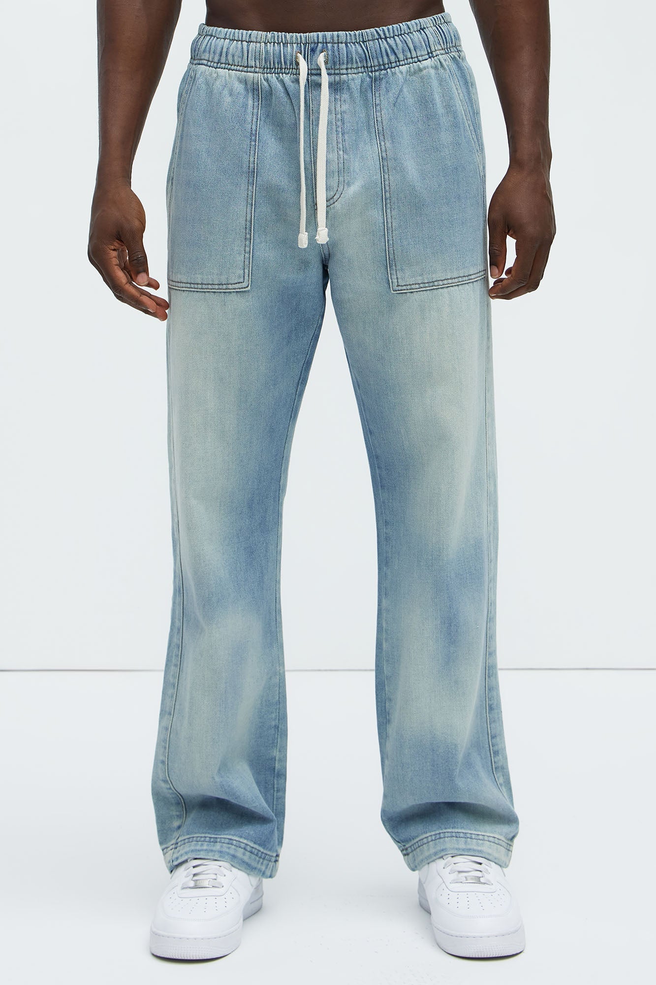 Tahir Relaxed Straight Jeans - Light Wash