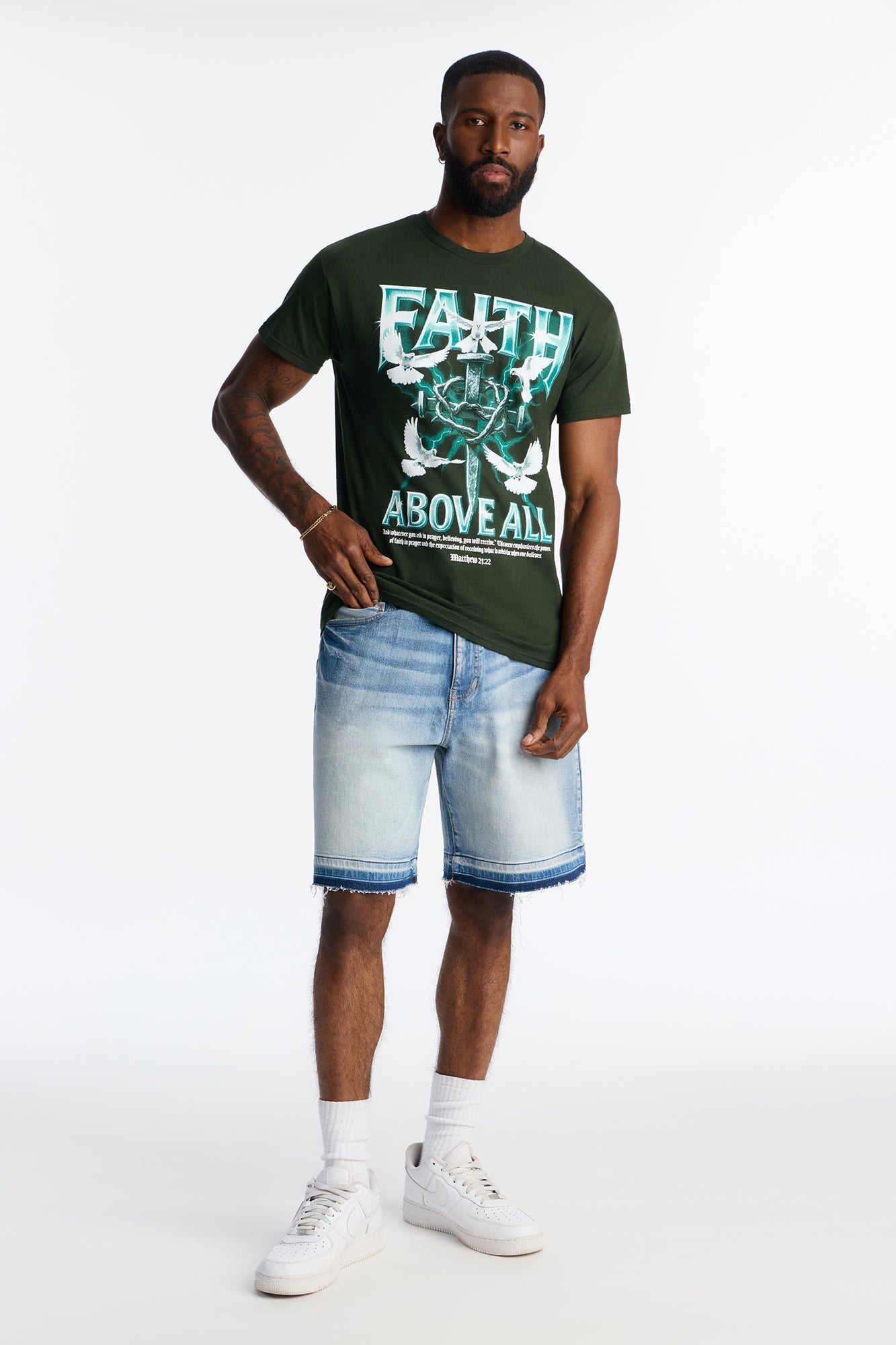 Run Around Relaxed Denim Shorts - Light Wash