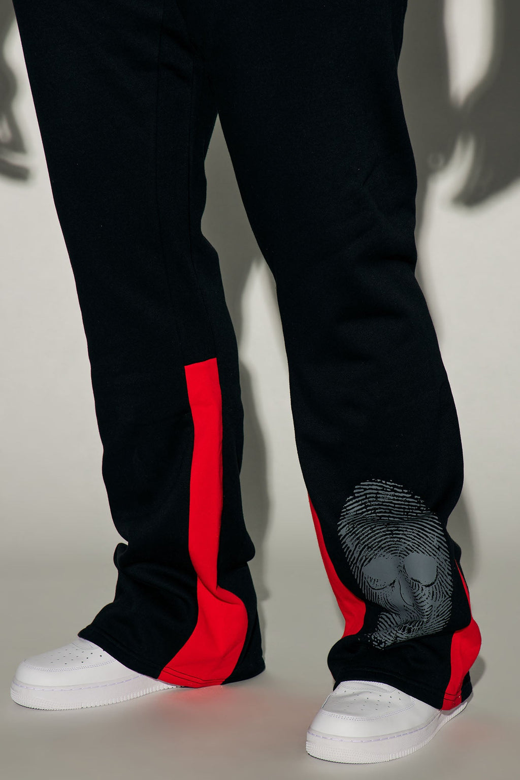 Unknown Fate Flared Sweatpants - Black