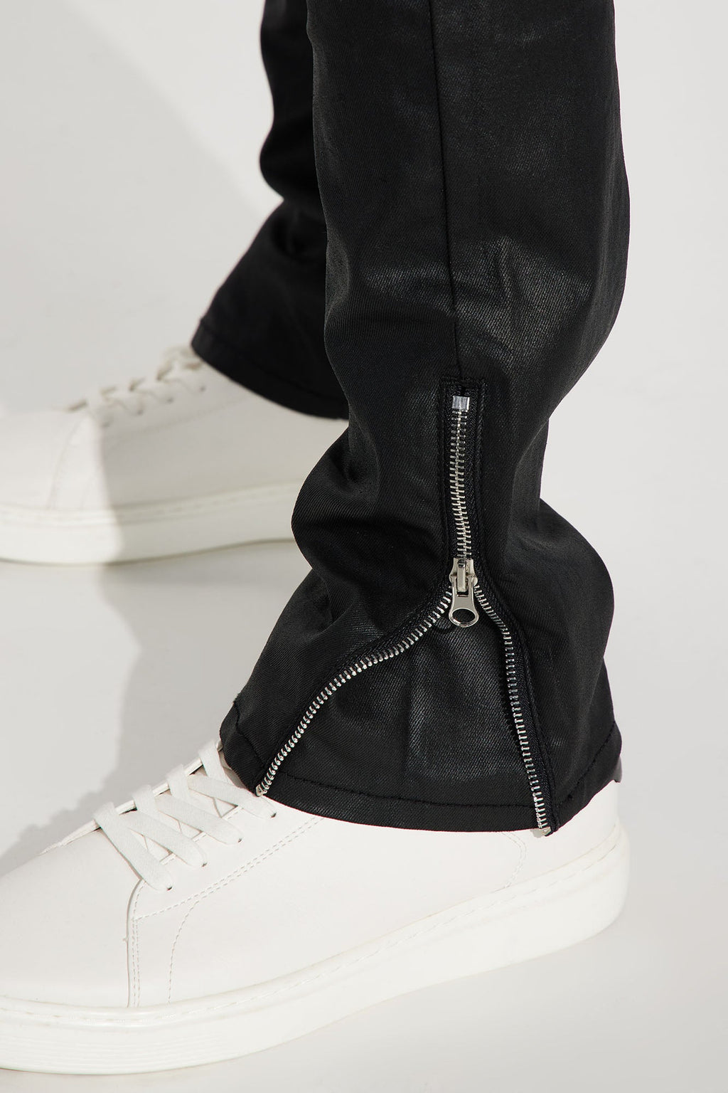 Keeping It Cool Waxed Skinny Pants - Black